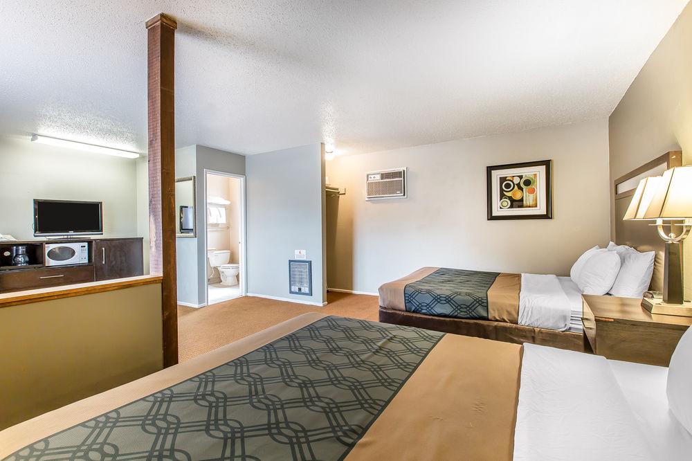 Econo Lodge Inn & Suites Yreka Exteriér fotografie