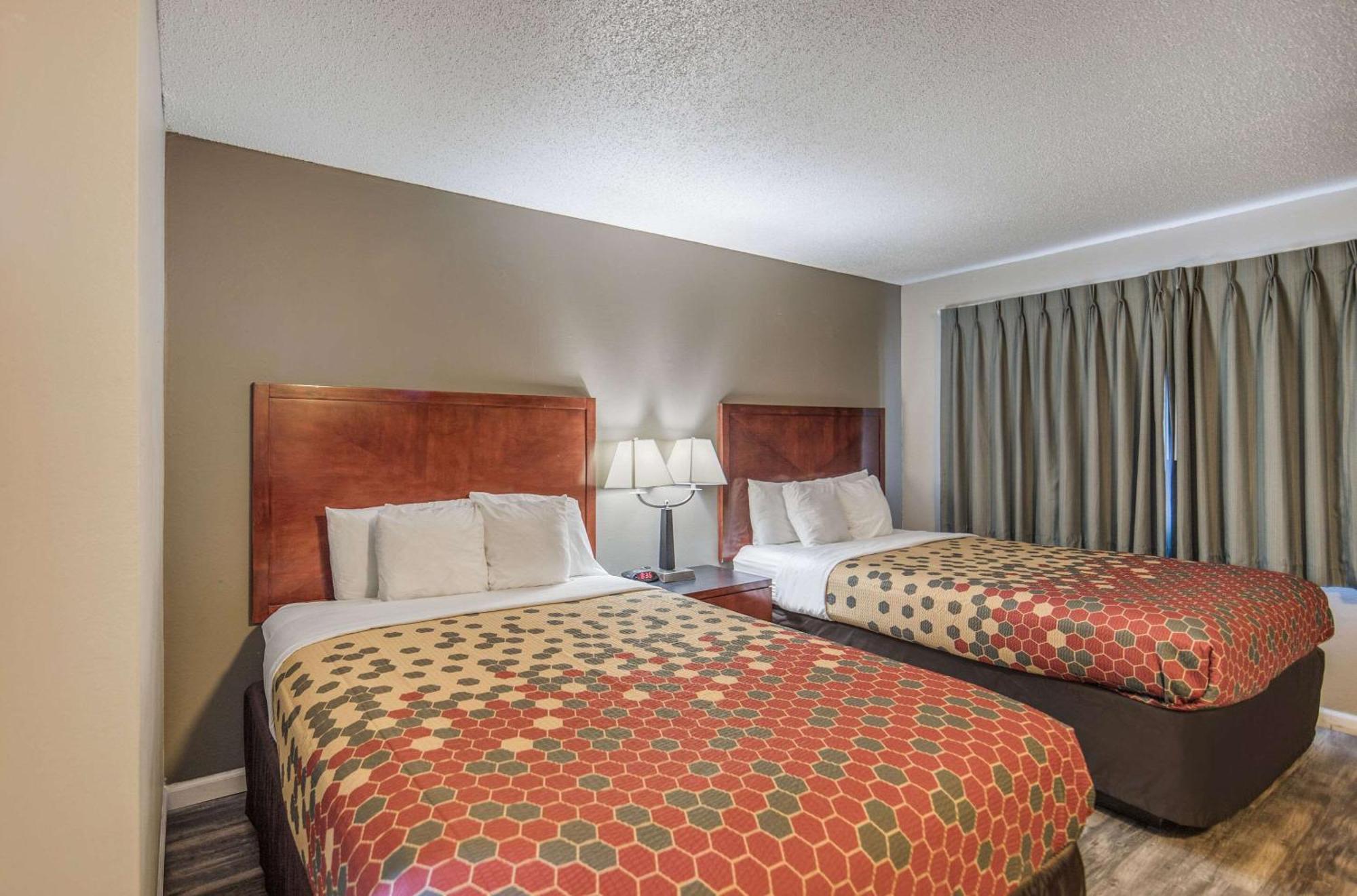 Econo Lodge Inn & Suites Yreka Exteriér fotografie