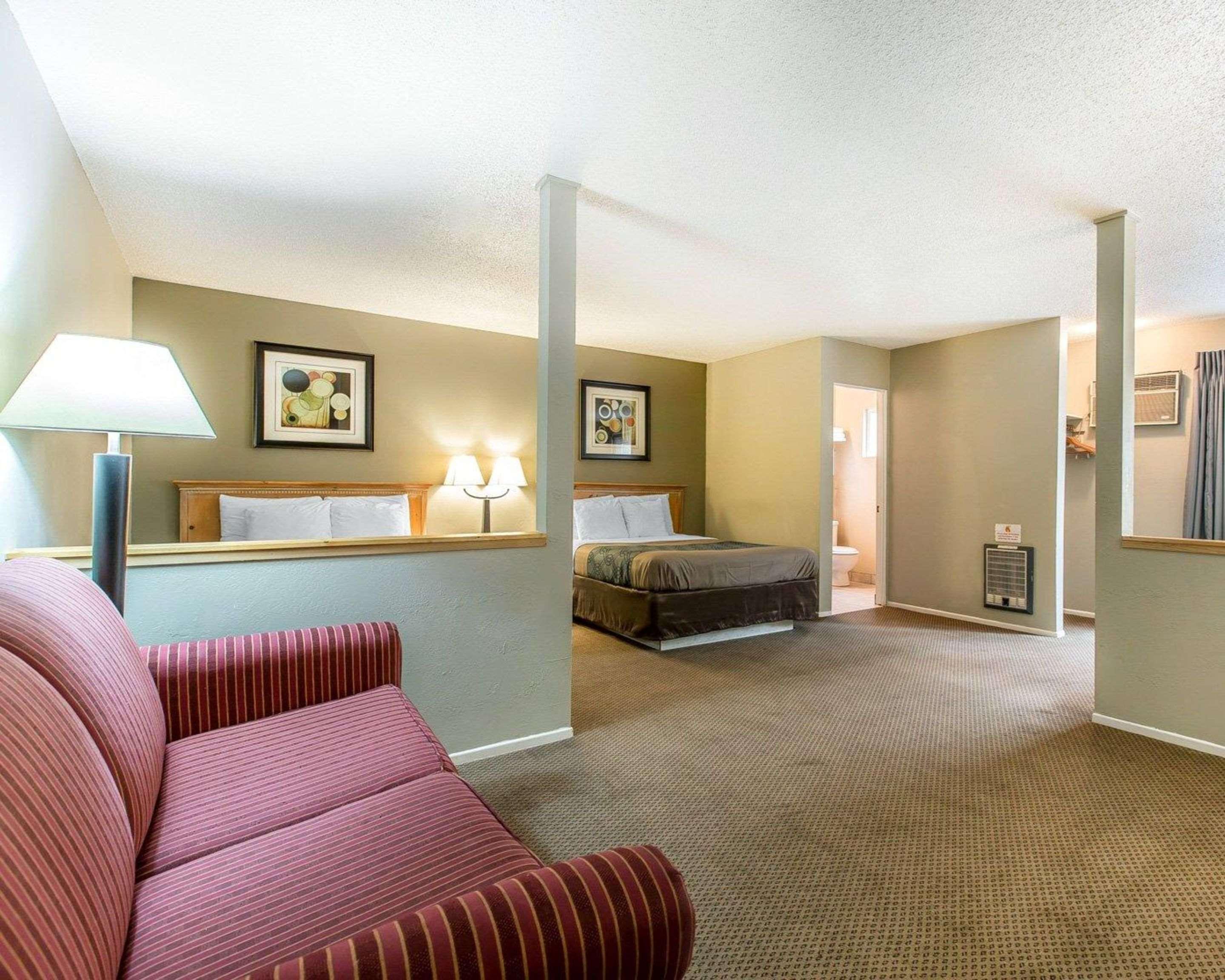 Econo Lodge Inn & Suites Yreka Exteriér fotografie