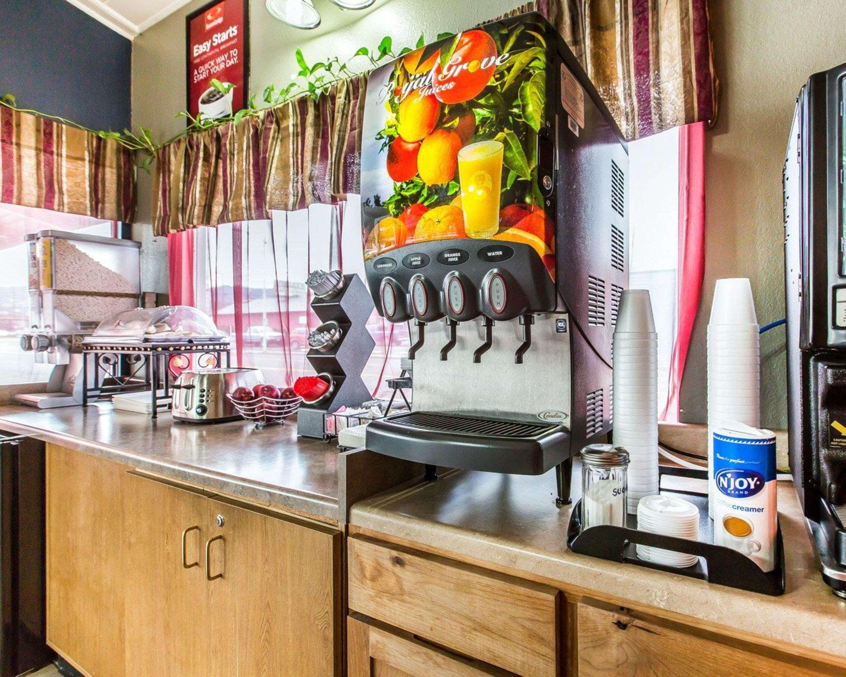 Econo Lodge Inn & Suites Yreka Exteriér fotografie