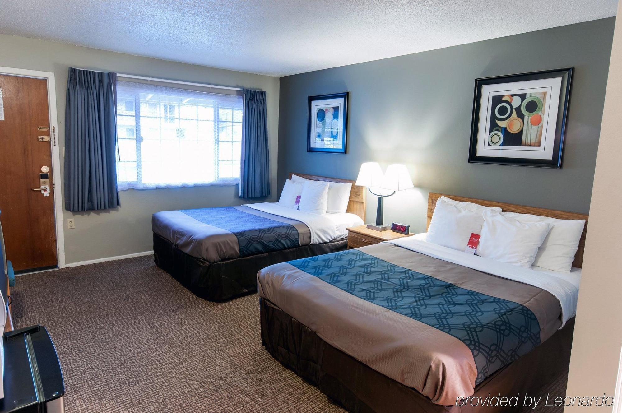 Econo Lodge Inn & Suites Yreka Exteriér fotografie