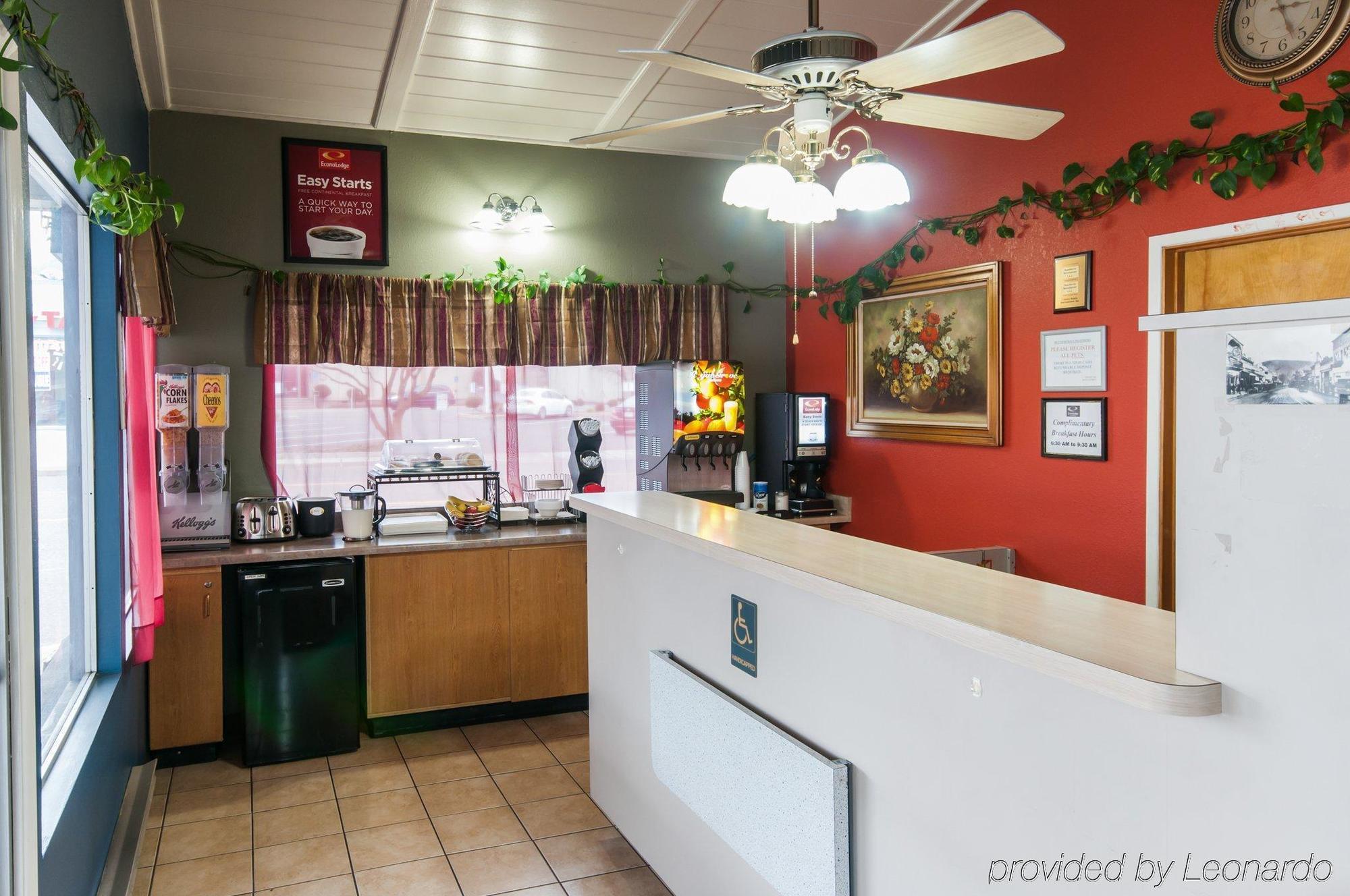 Econo Lodge Inn & Suites Yreka Exteriér fotografie